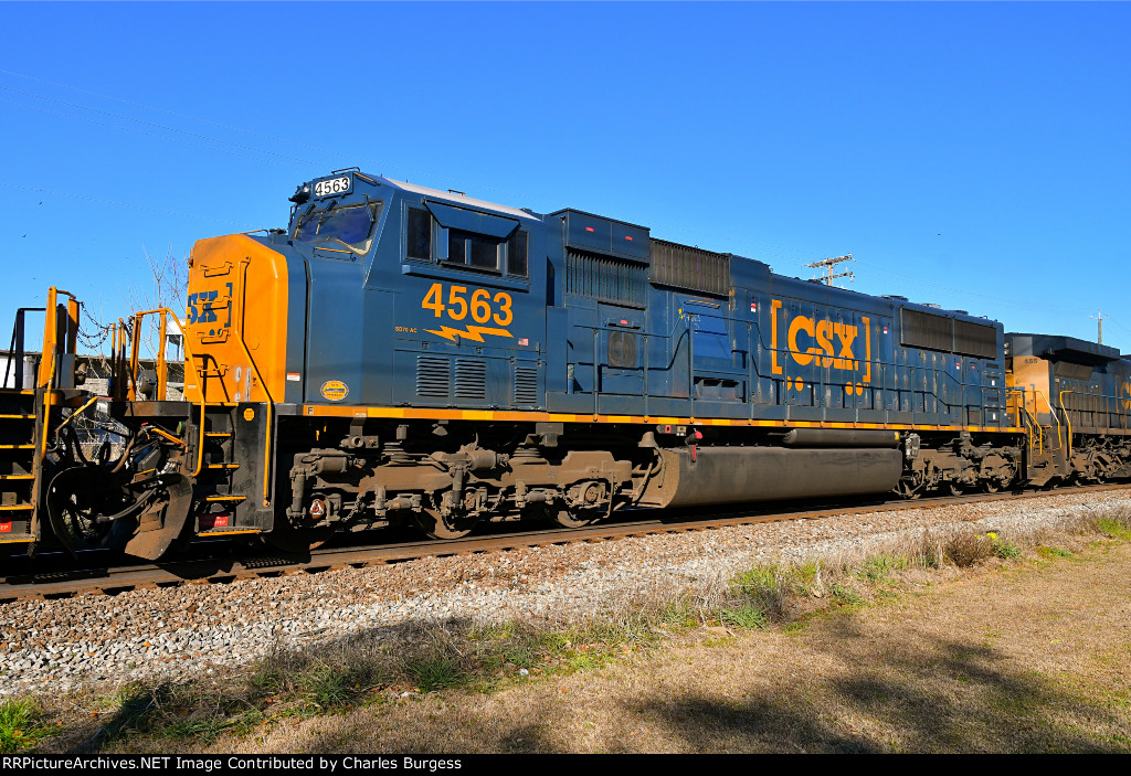 CSX 4563